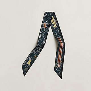 エルメス HERMES twilly ツイリー パリジャンの犬 Les Chiens Parisiens Twilly - Blue | Hermès UAE